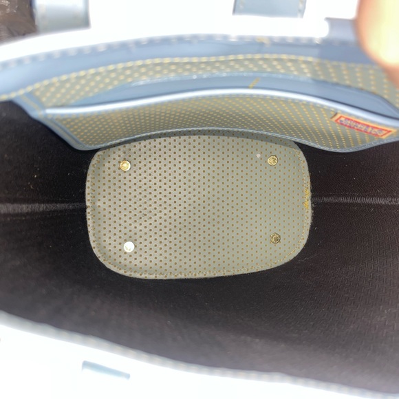 Coming soon: Rare HTF Dooney & Bourke Seafoam and Blue Tote Cabriolet collection - Picture 6 of 7